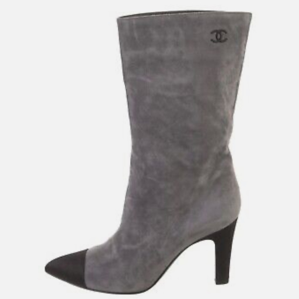Limited Edition Gabrielle Chanel Gray Boots Size IT 37 Women's